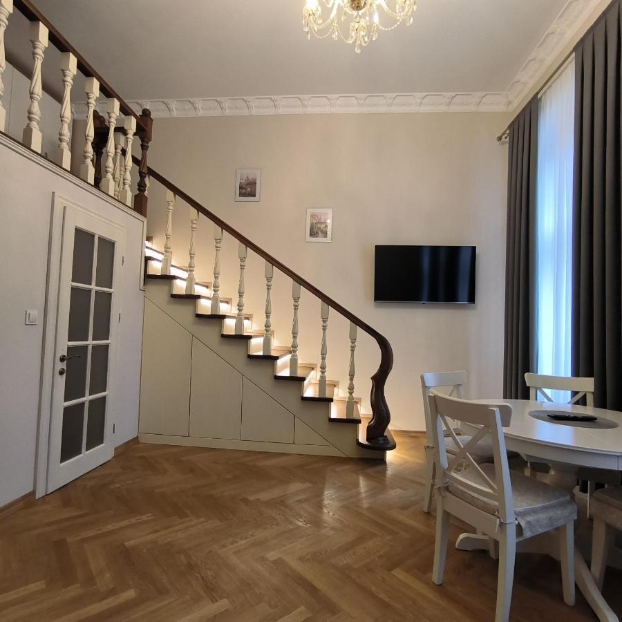 Lubert Apartmany S.R.O Praha Bagian luar foto