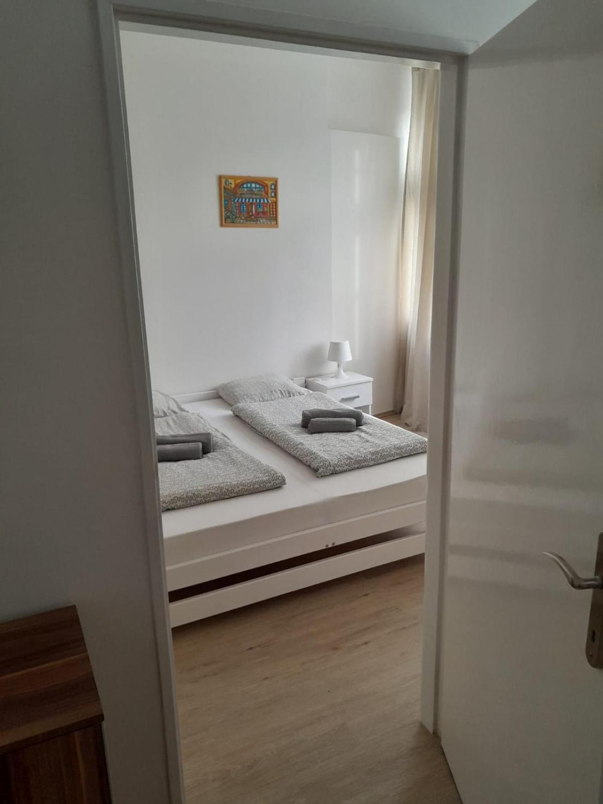 Lubert Apartmany S.R.O Praha Bagian luar foto